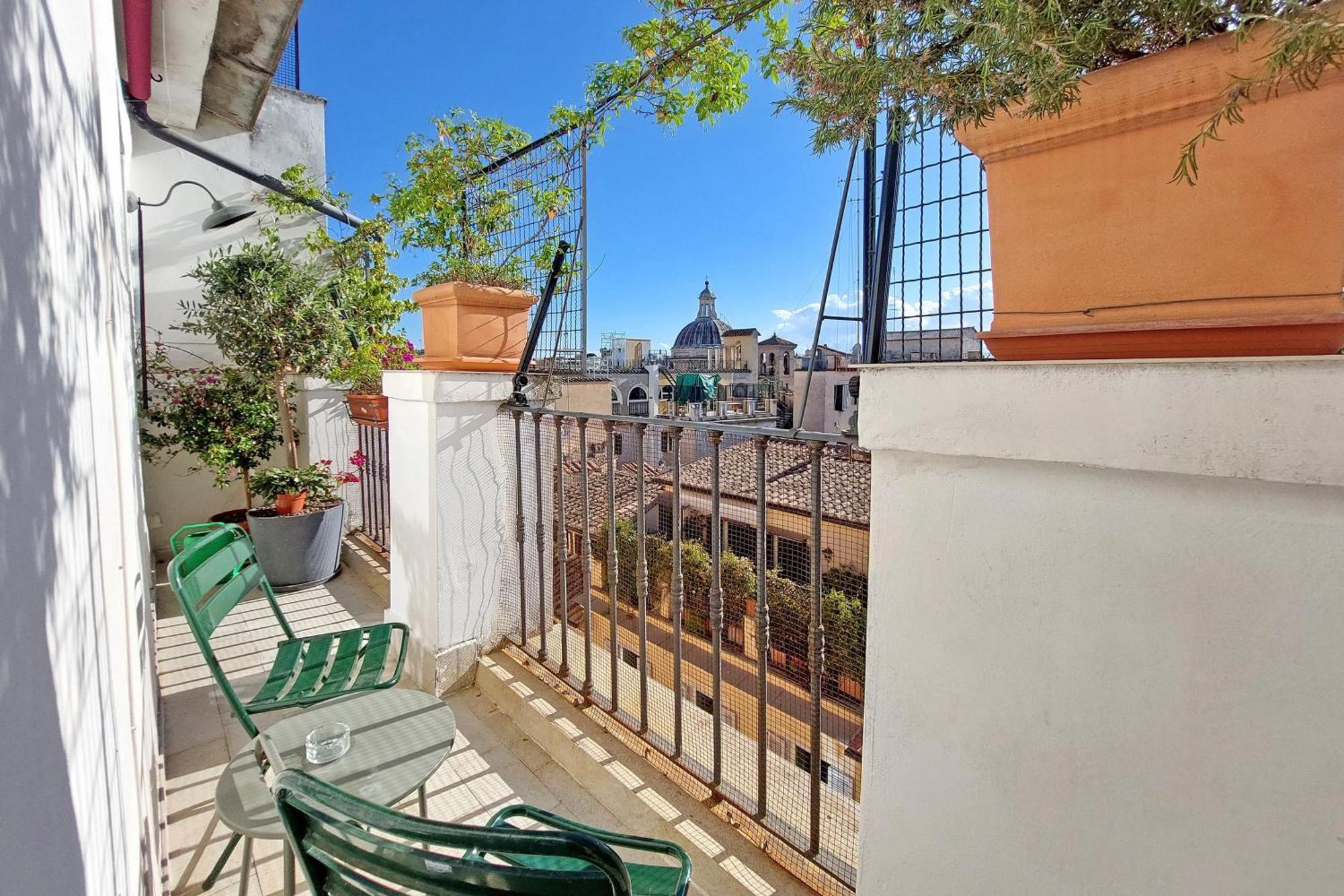 Colosseo Attico Genuino Terrazzina Panoramica Roma